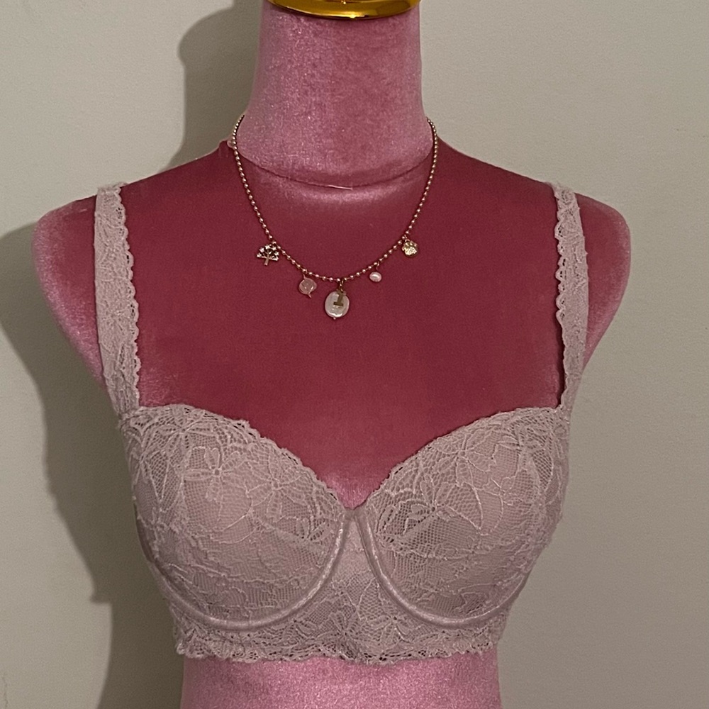 Lace Underwire Bra in Cream
